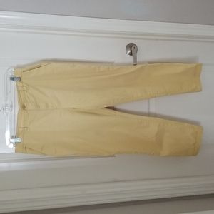 Cotton/Polyester. Casual pants.